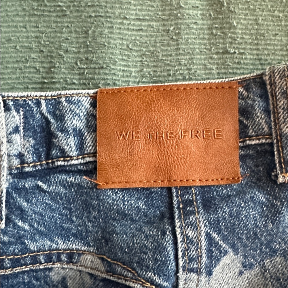 Free People We the Free laser daisy printed good luck barrel 29 - Picture 5 of 5